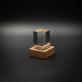Statuetka kostka szklana KWADRAT + Podstawa podświetlana LED